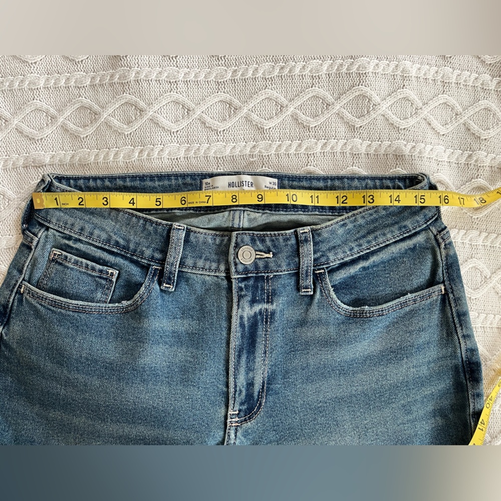 Hollister Curvy High-Rise WideFlare Light Wash Jeans Women’s Size 10 - Picture 14 of 14